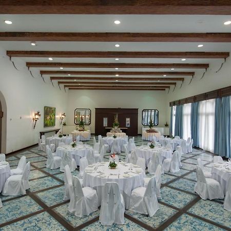 Hotel Tropical Manaus Luaran gambar The ballroom at the hotel