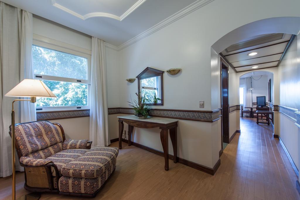 Hotel Tropical Manaus Luaran gambar A suite at the hotel