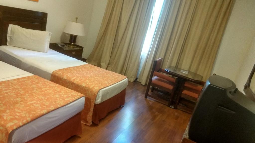 Hotel Tropical Manaus Luaran gambar A room at the hotel