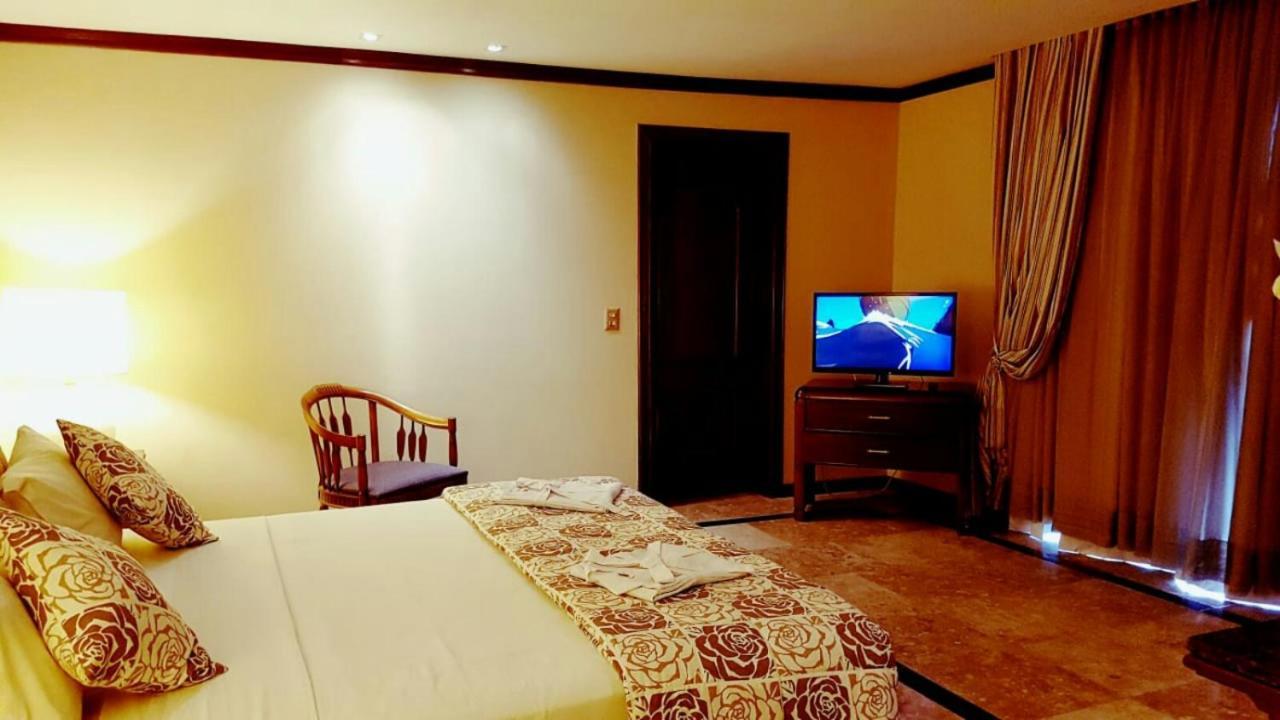 Hotel Tropical Manaus Luaran gambar A room at the hotel