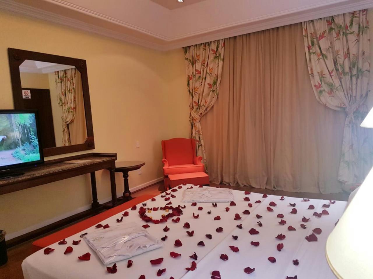 Hotel Tropical Manaus Luaran gambar A bedroom at the hotel
