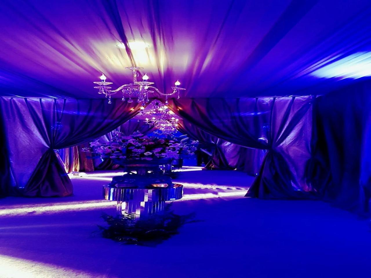 Hotel Tropical Manaus Luaran gambar The interior of the tent at the 2011 Cannes Film Festival