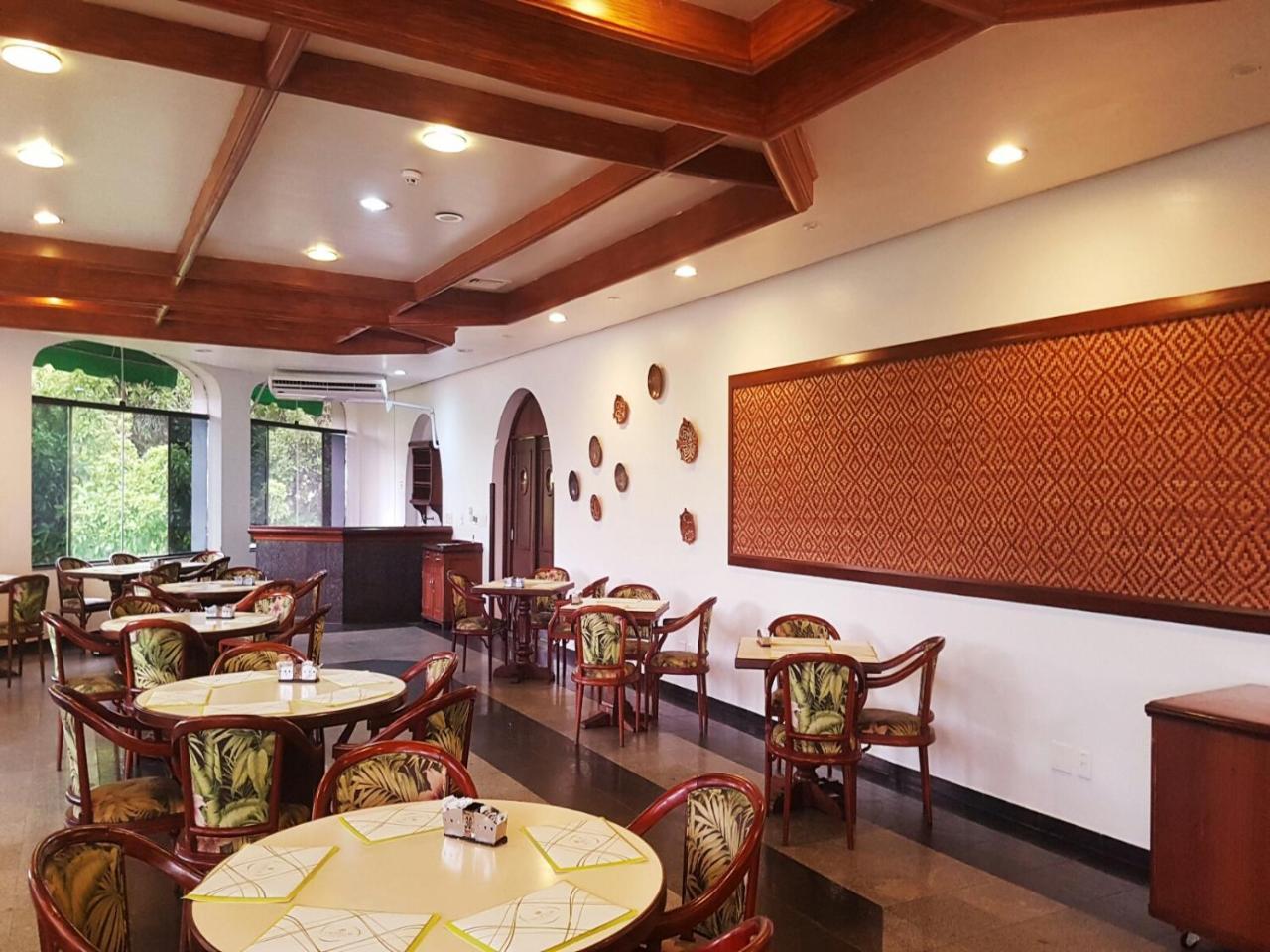 Hotel Tropical Manaus Luaran gambar The interior of the restaurant
