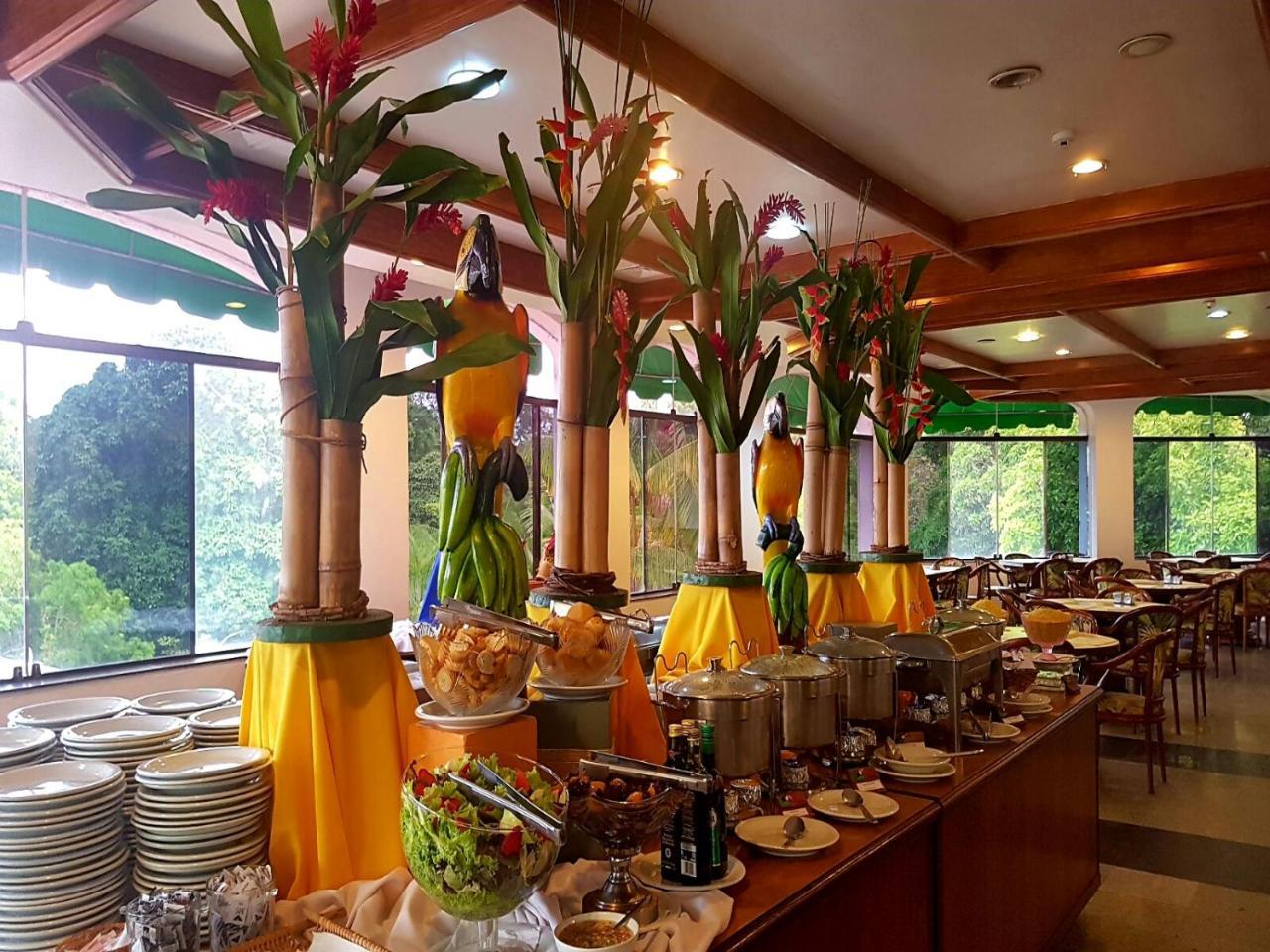 Hotel Tropical Manaus Luaran gambar The interior of the restaurant